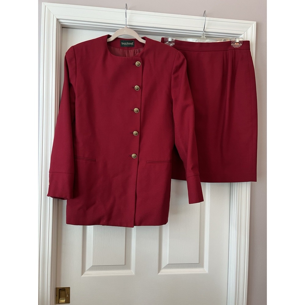 Harve Benard by Benard Holtzman Suit Skirt blazer‎ Greek key Medium Red *READ*